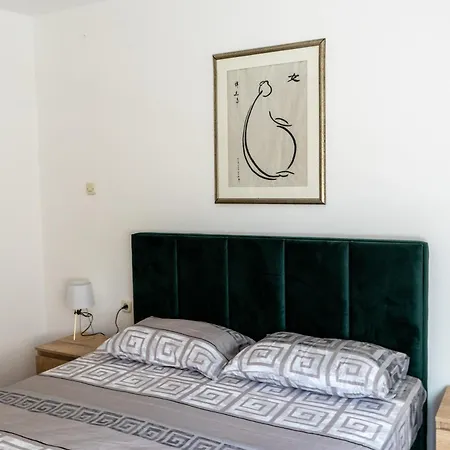 In Center Of Apartment *