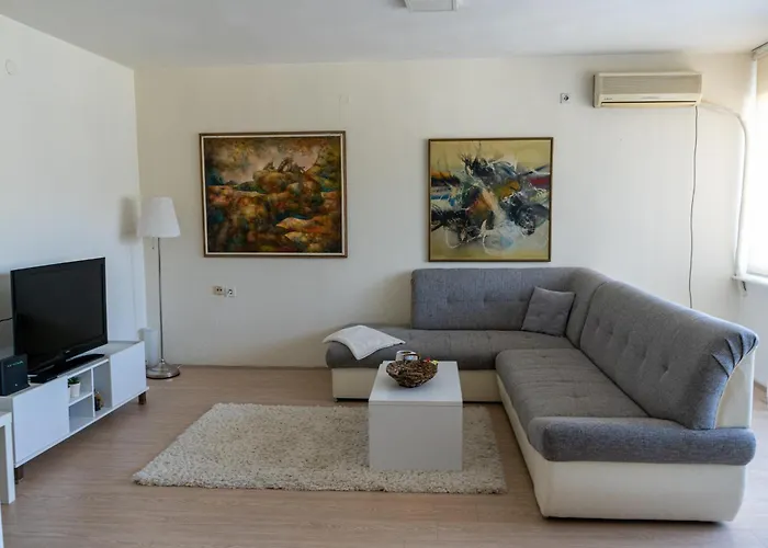 Apartment In Center Of